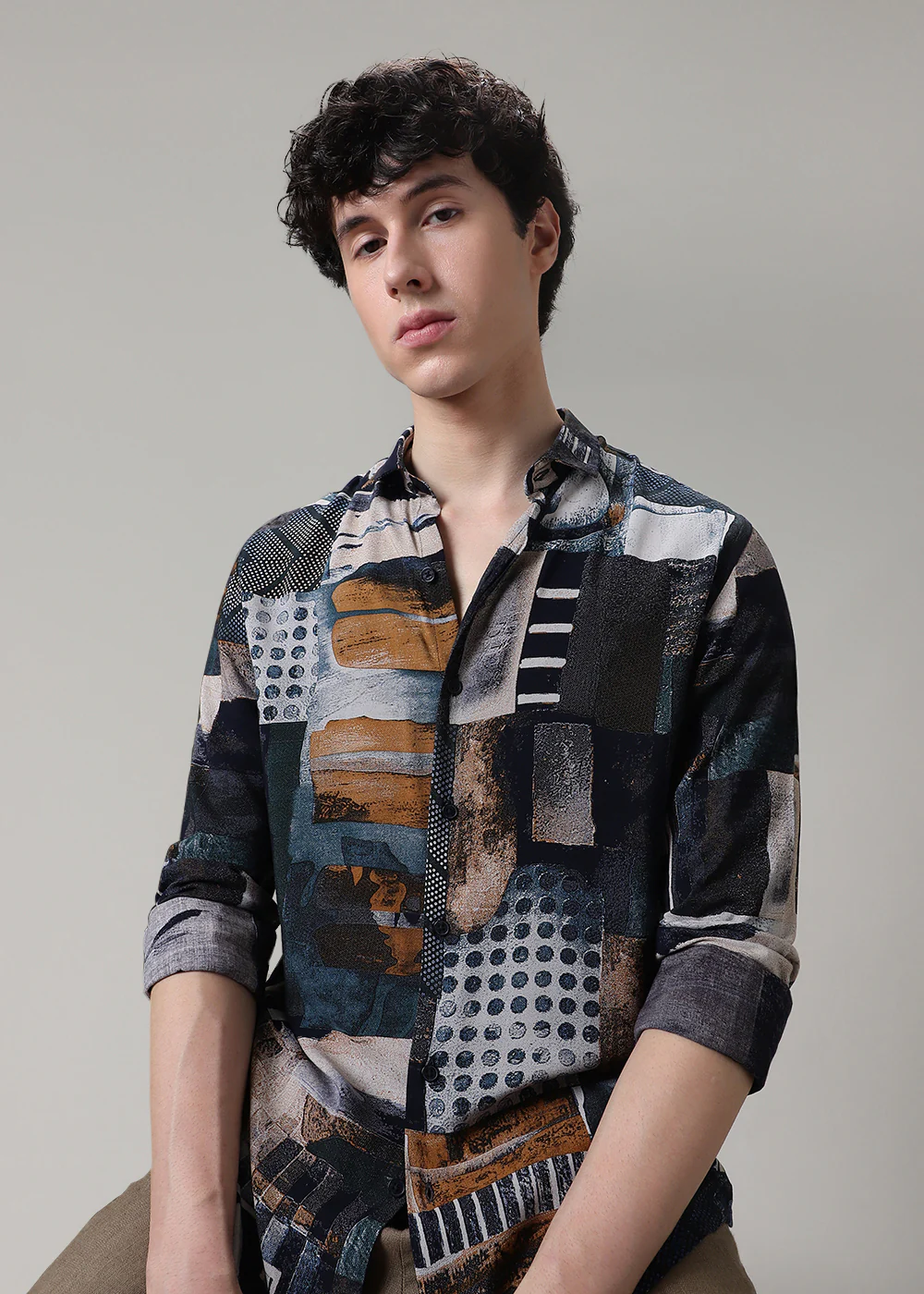 Navy Blue Print Feather Shirt